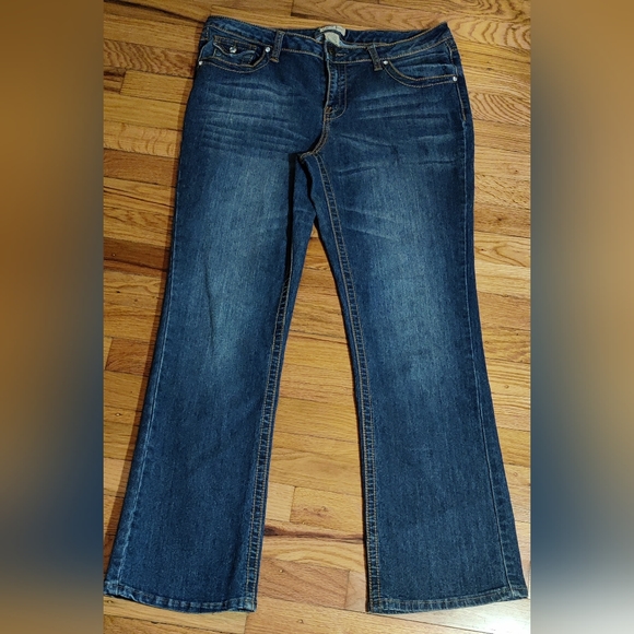 Earl Jeans Jeans Earl Jeans Bootcut With Rhinestone Back Pocket